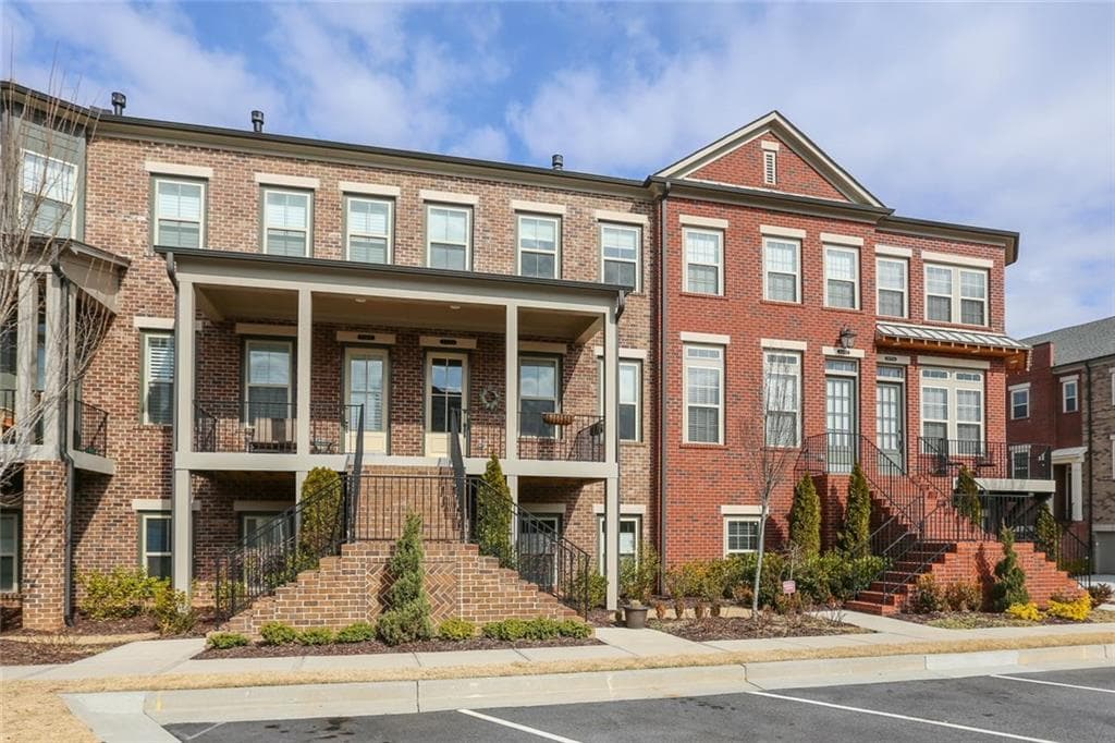 1151 Holly Avenue, Dunwoody, GA 30338 — most recent listing photo