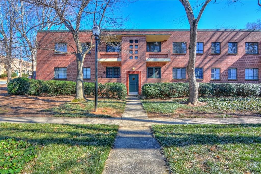 1385 Normandy Drive 4, Atlanta, GA 30306 — most recent listing photo