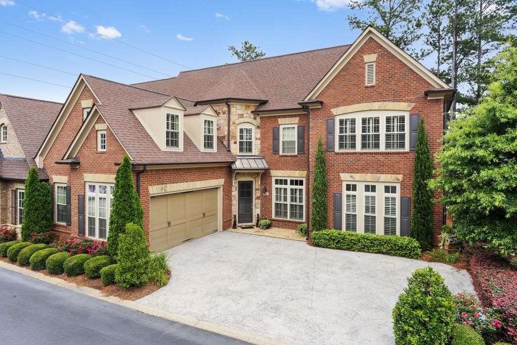 4644 Woodlawn Gates Lane, Marietta, GA 30068 — most recent listing photo