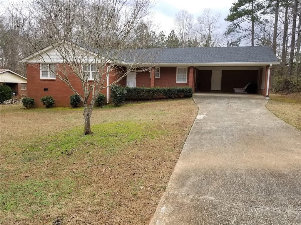 3 bedroom, 1,351 sq ft single family residence sold at 6225 Queens Road, Douglasville, GA 30135