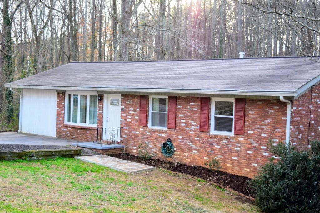 2216 Wakita Drive, Marietta, GA 30060 — most recent listing photo