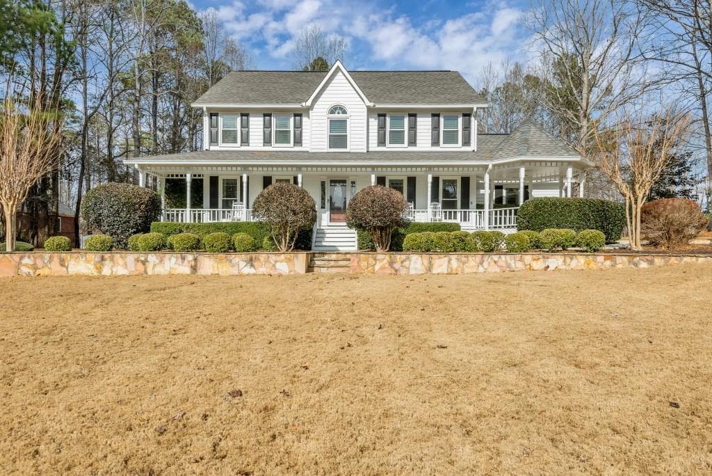 4 bedroom, 3,968 sq ft single family residence sold at 501 Riverview Court, Woodstock, GA 30188