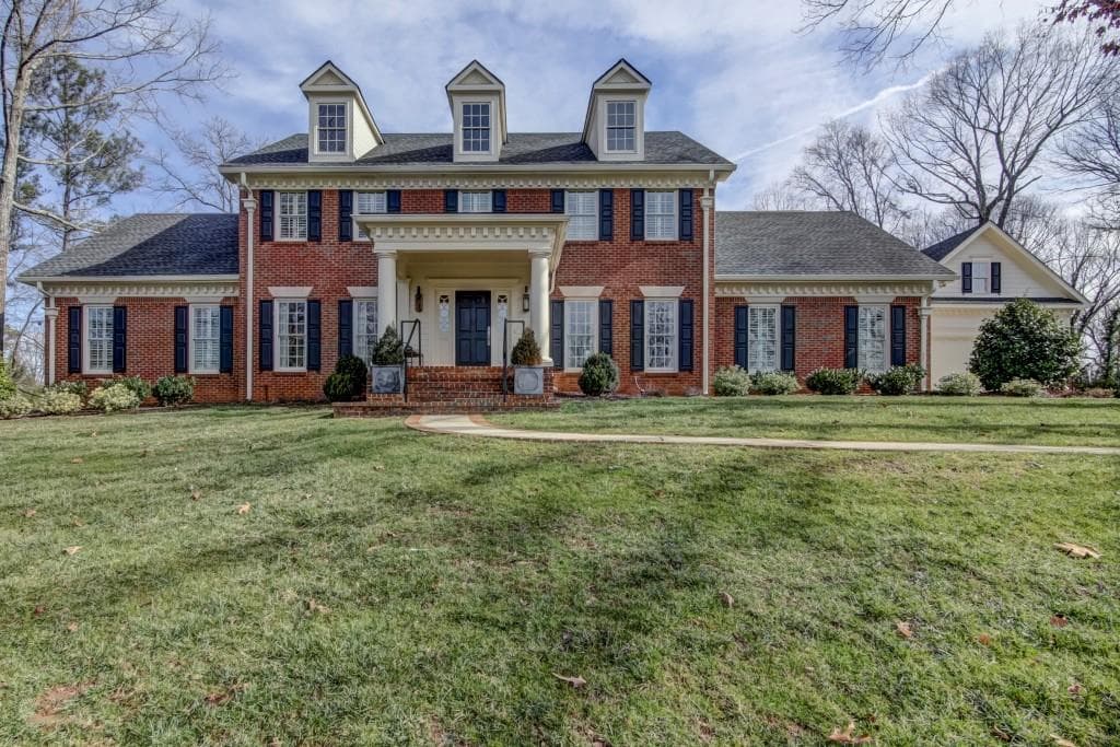 5 bedroom, 6,000 sq ft single family residence sold at 7695 Classic Way, Atlanta, GA 30350