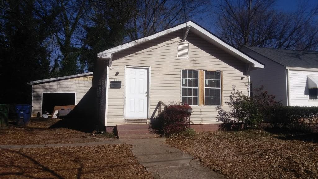 3 bedroom, 1,260 sq ft single family residence sold at 573 Mayland Avenue, Atlanta, GA 30310