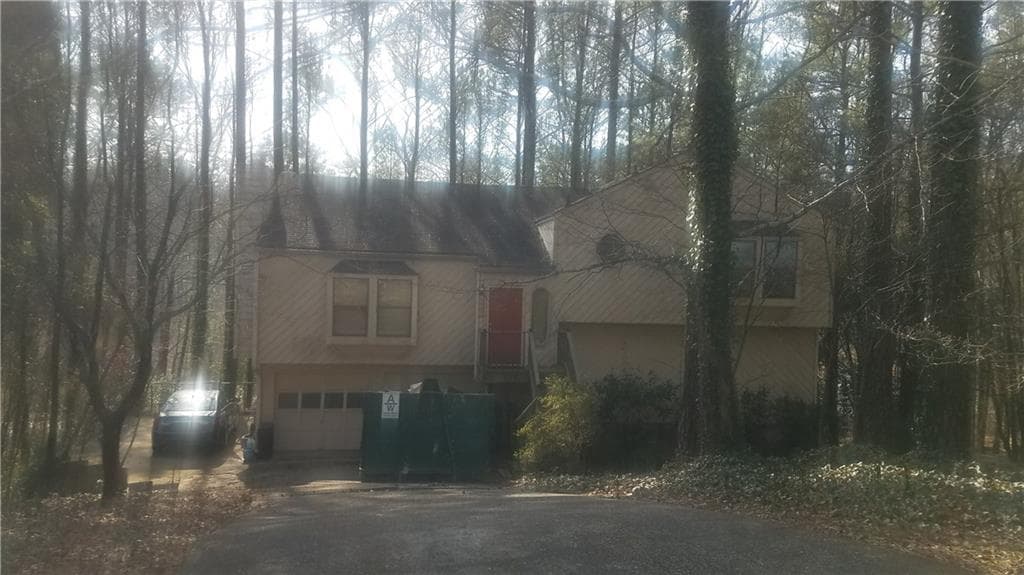4 bedroom, 2,040 sq ft single family residence sold at 1752 Jody Drive, Marietta, GA 30066