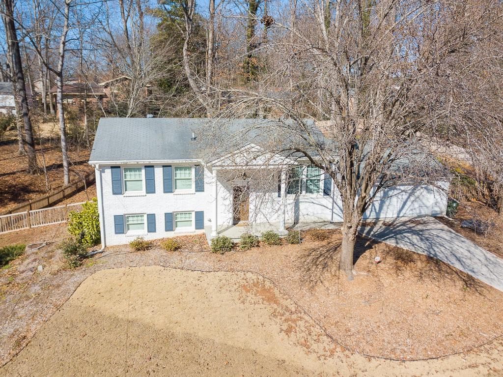 3 bedroom single family residence sold at 2094 Ellwyn Drive, Atlanta, GA 30341