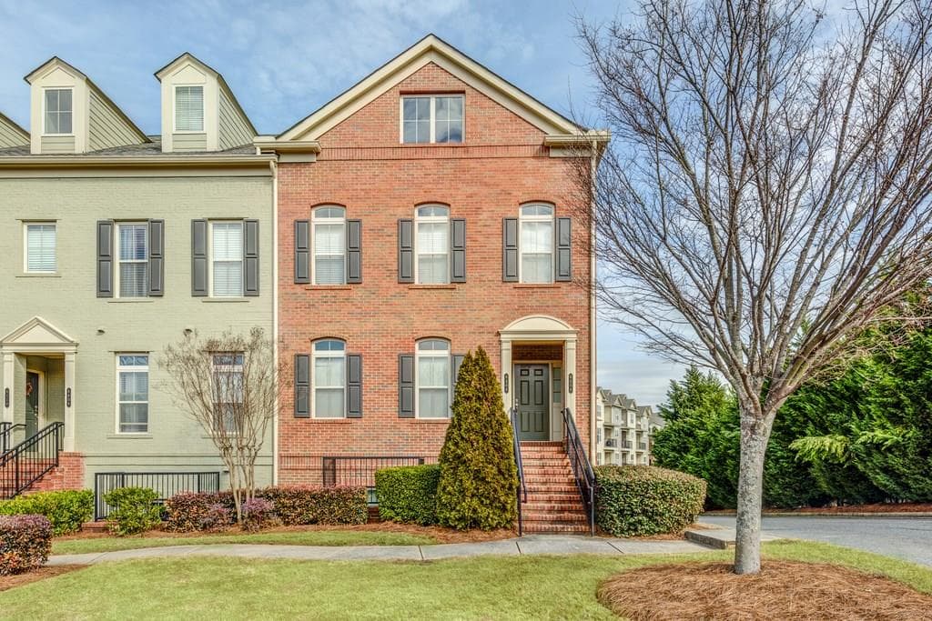 2 bedroom condominium sold at 6406 Paulson Place, Sandy Springs, GA 30328