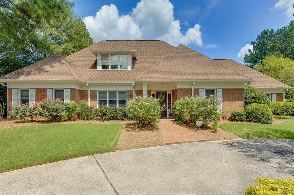 140 Haleys Pond Drive, Roswell, GA 30075 — most recent listing photo