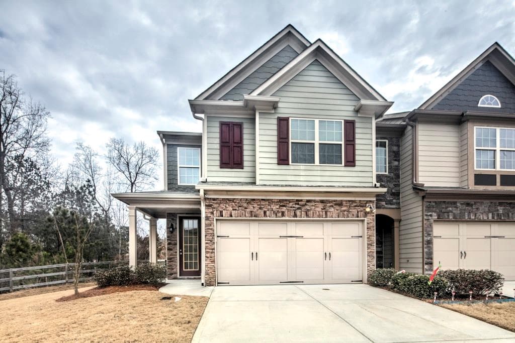 3440 Sardis Bend Drive, Buford, GA 30519 — most recent listing photo