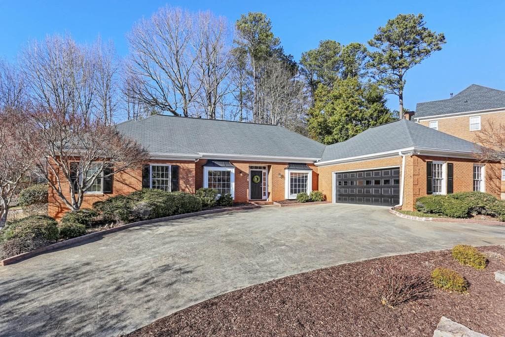 895 Banford Court, Marietta, GA 30068 — most recent listing photo