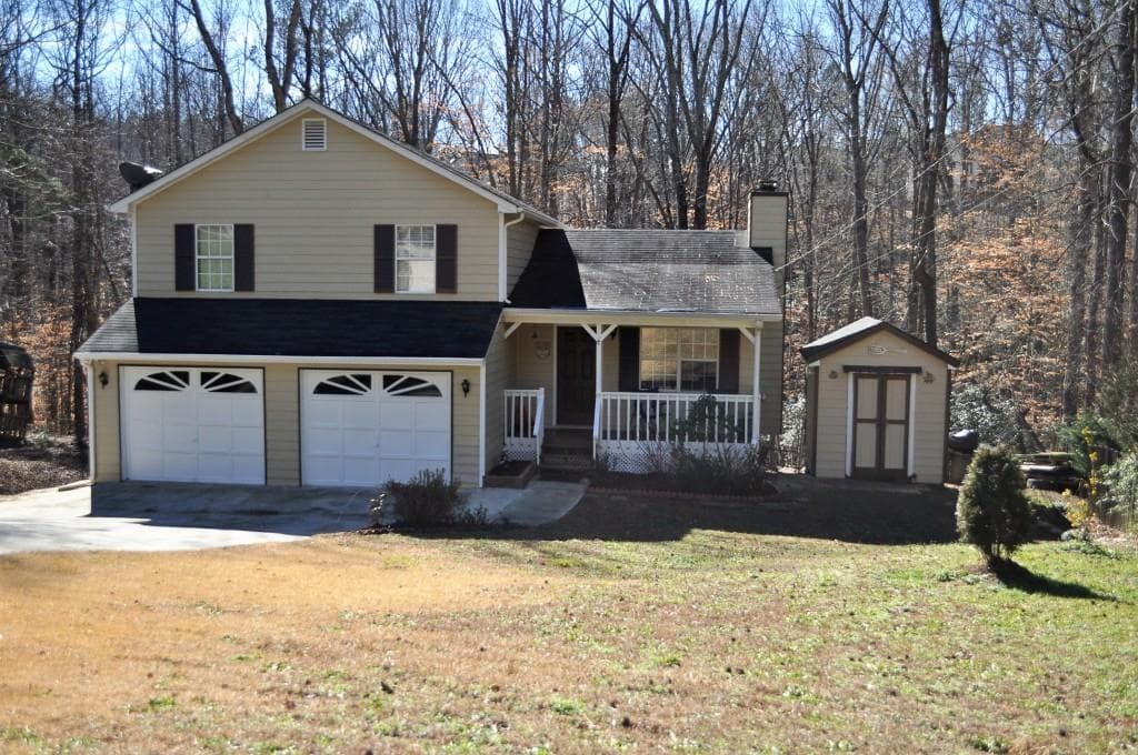 4231 Falcon Crest Drive, Flowery Branch, GA 30542 — most recent listing photo