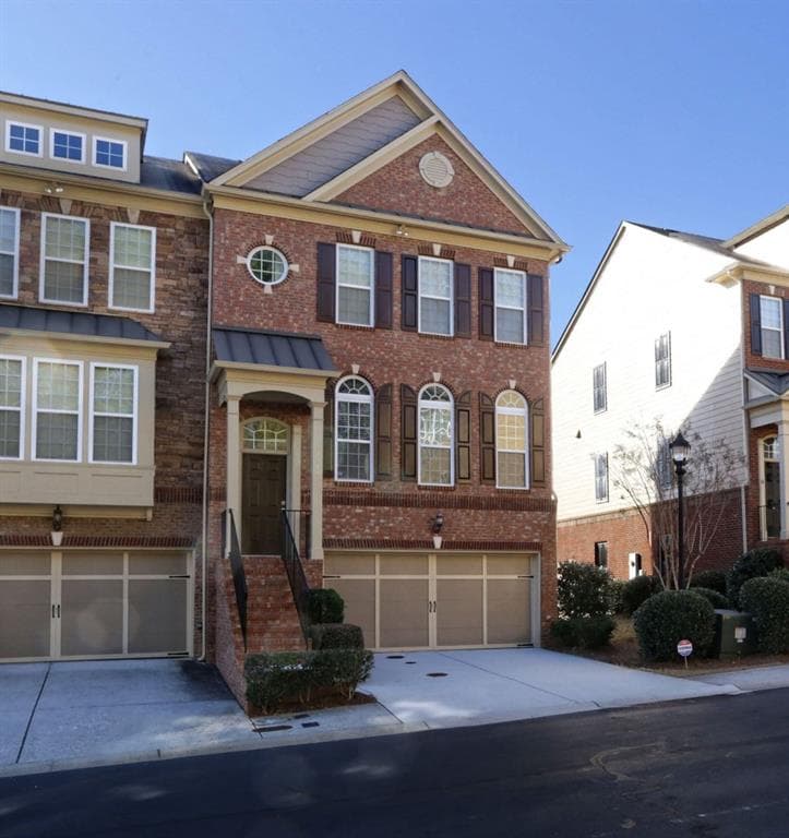 1913 Ridgemont Lane, Decatur, GA 30033 — most recent listing photo