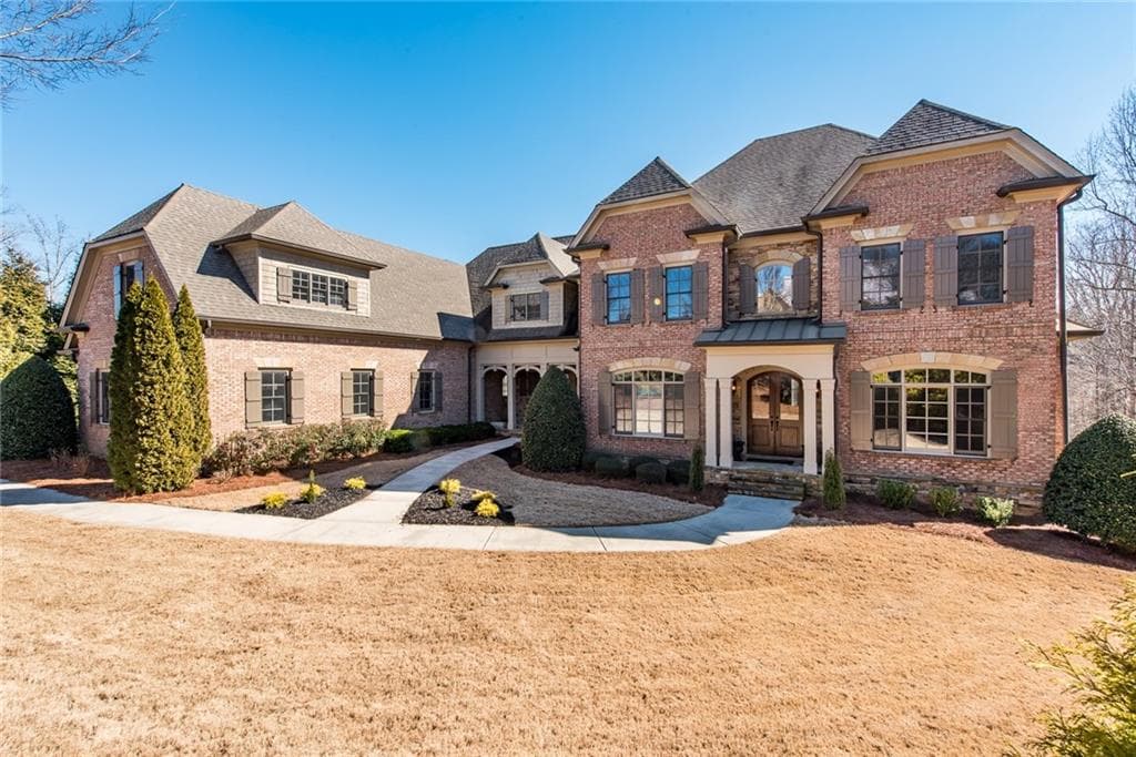 13142 Overlook Pass, Roswell, GA 30075 — most recent listing photo