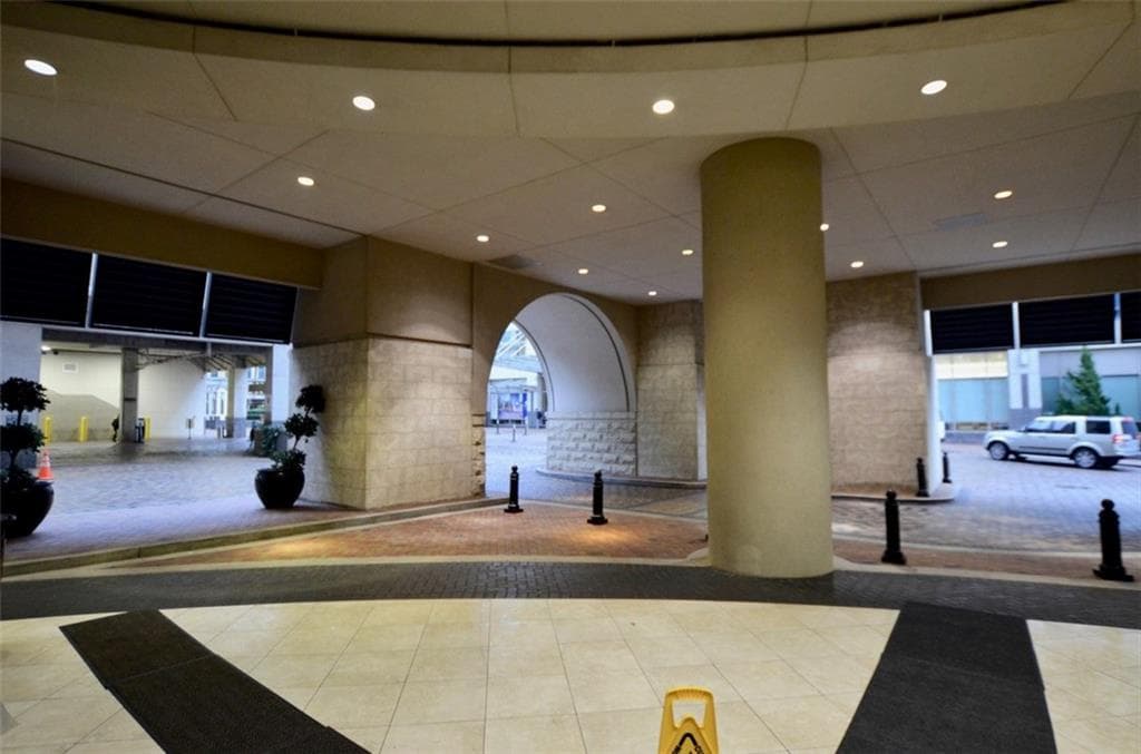 3040 Peachtree Road 1615, Atlanta, GA 30305 — most recent listing photo