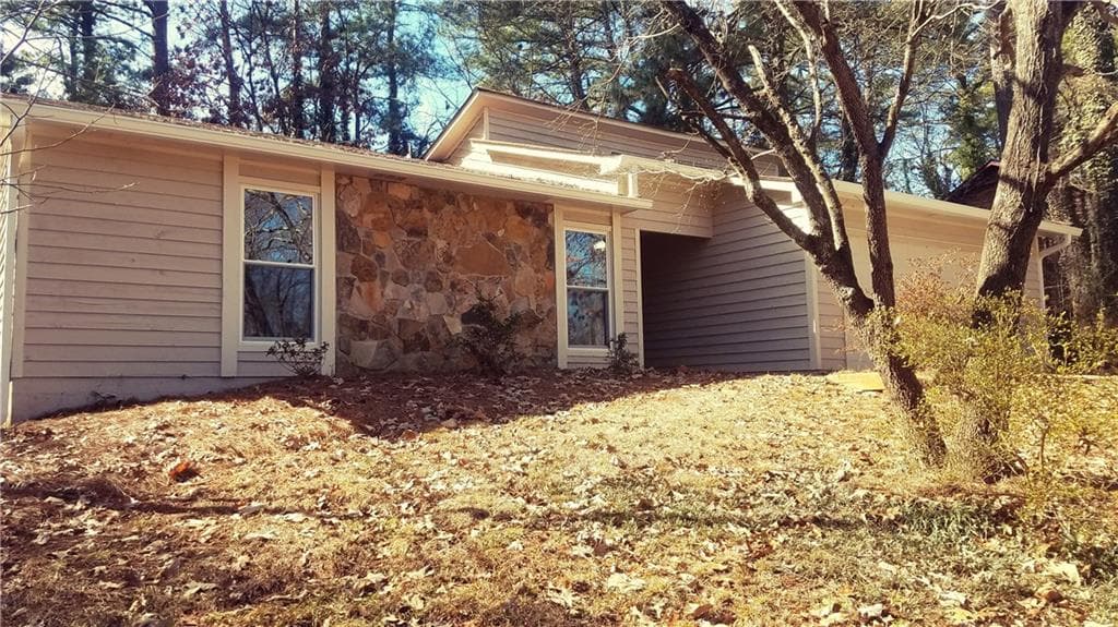 986 Tahoe Trail, Lilburn, GA 30047 — most recent listing photo
