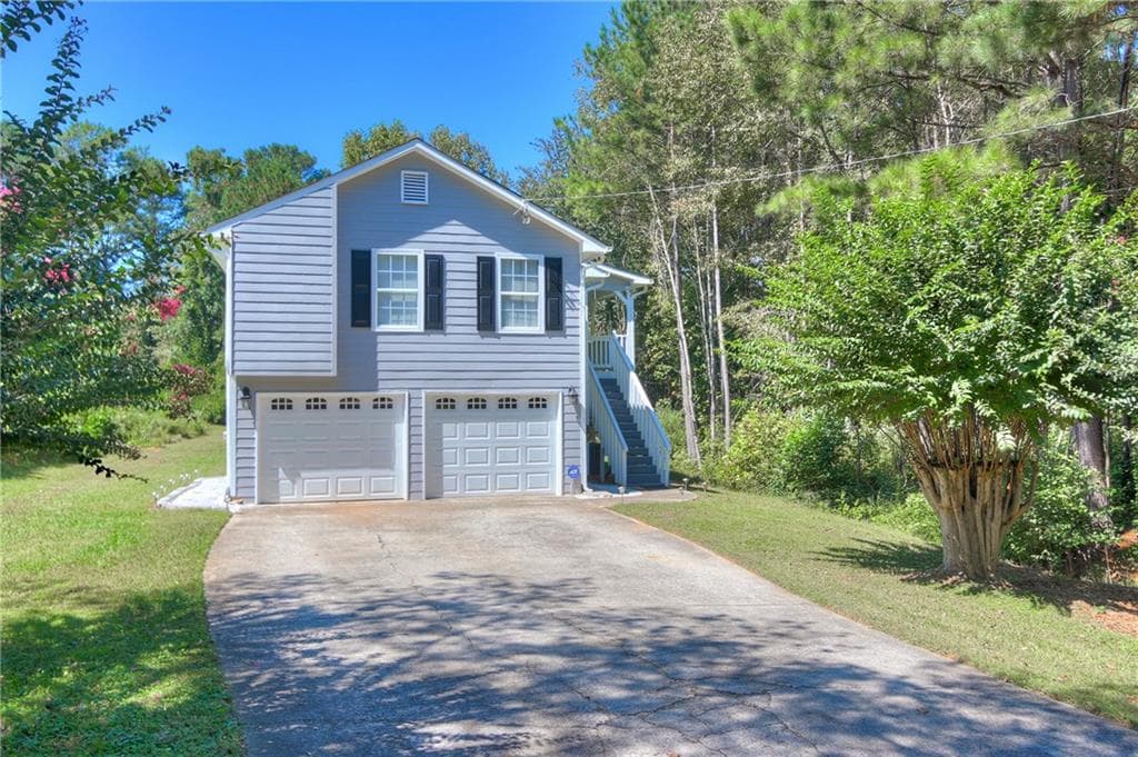 1031 Malibu Drive, Marietta, GA 30066 — most recent listing photo