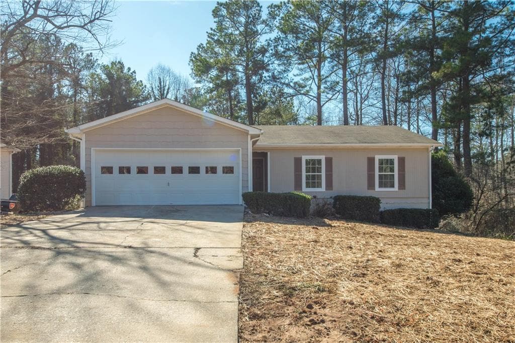 5 bedroom, 2,688 sq ft single family residence sold at 3500 Stone Ridge Drive, Douglasville, GA 30134