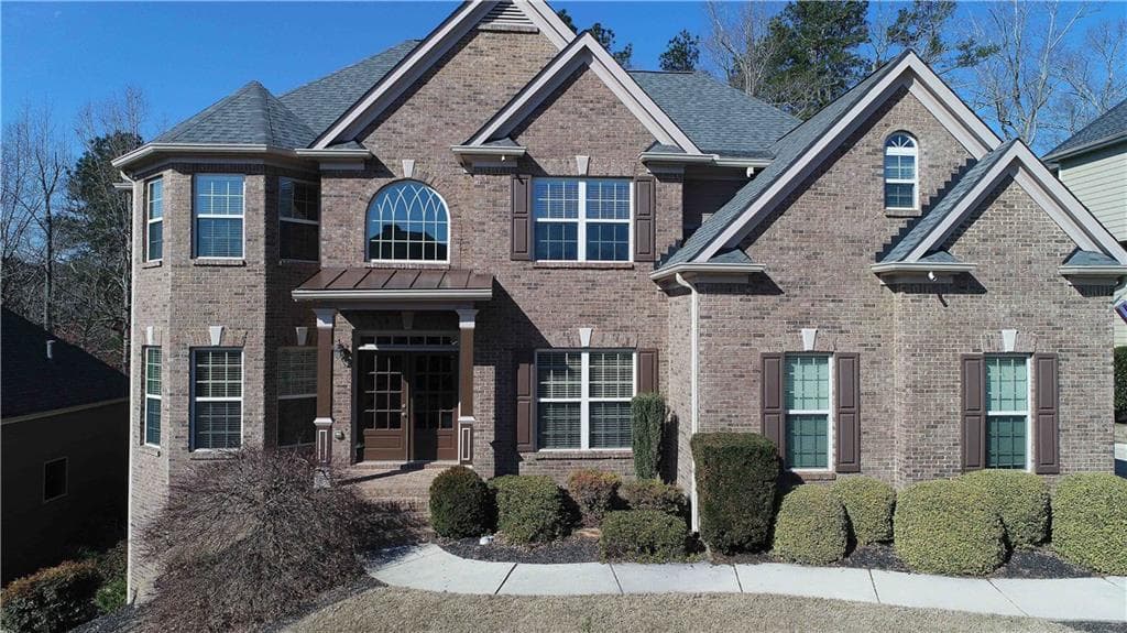 5 bedroom, 3,615 sq ft single family residence sold at 3856 Thompson Lake Drive, Buford, GA 30519
