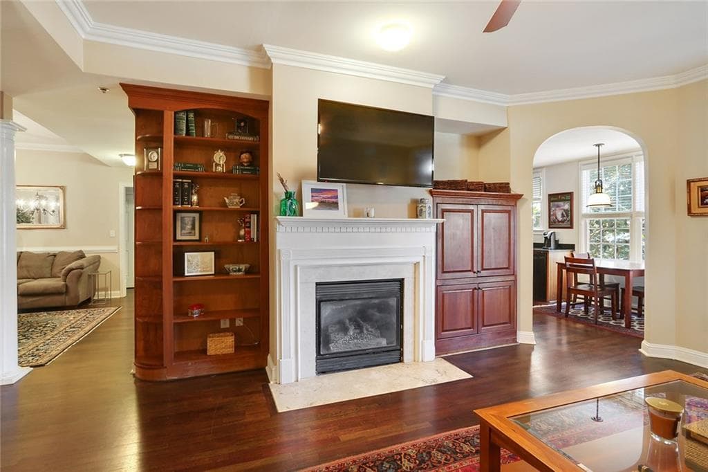 2 bedroom, 1,693 sq ft condominium sold at 1735 Peachtree Street 208, Atlanta, GA 30309