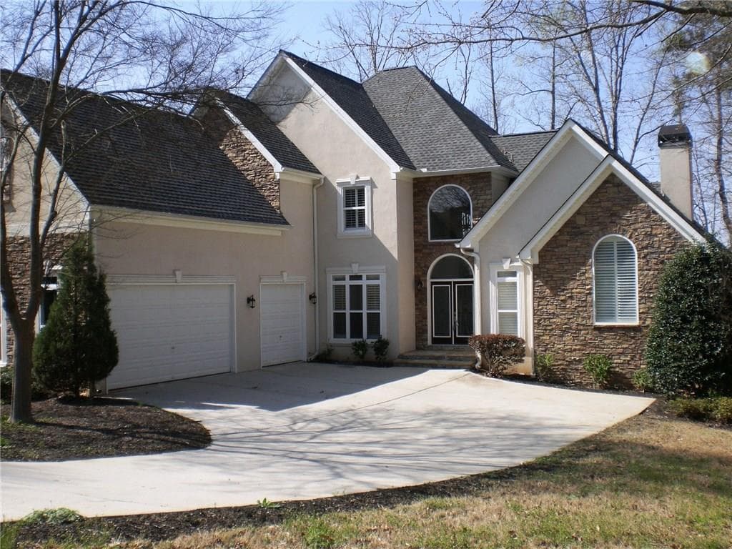 6 bedroom, 5,100 sq ft single family residence sold at 308 Chanda Cove, Mcdonough, GA 30253