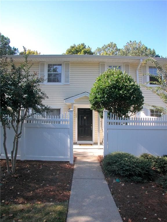 1632 Raleigh Circle, Marietta, GA 30067 — most recent listing photo