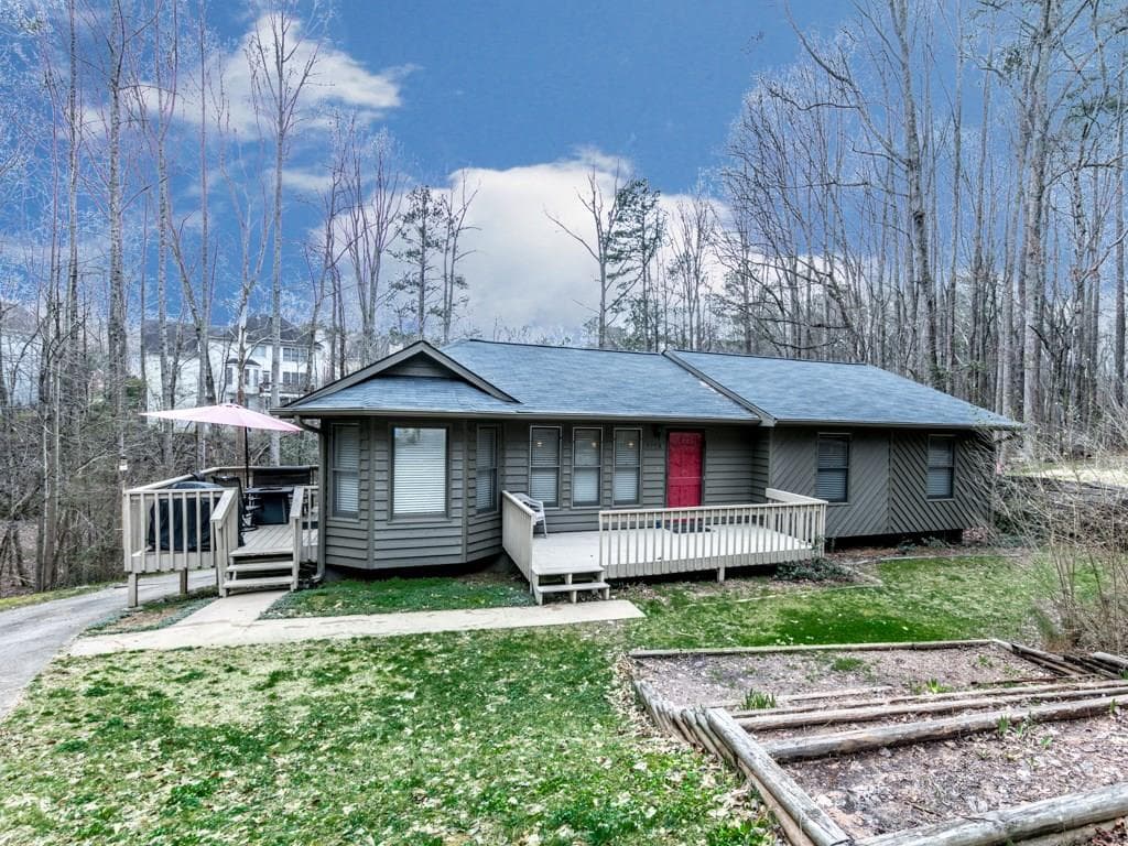 4995 Sunshine Court, Acworth, GA 30102 — most recent listing photo