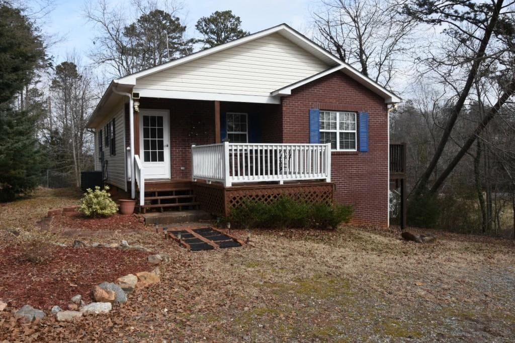110 Clearview Street, Clarkesville, GA 30523 — most recent listing photo