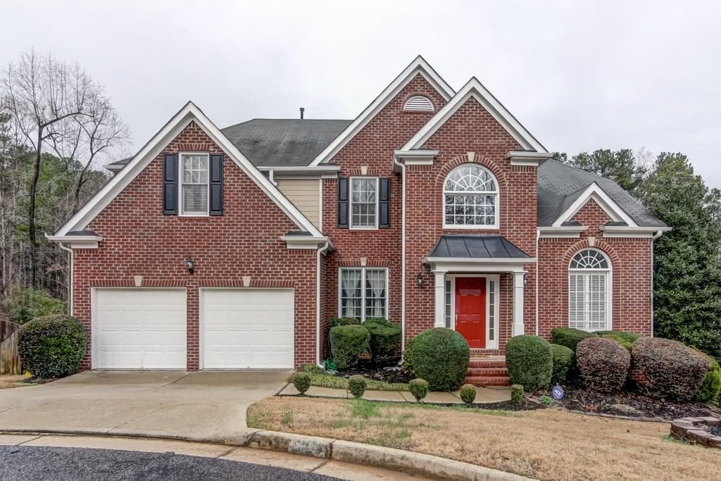 5 bedroom, 3,678 sq ft single family residence sold at 5016 Lake Mist Drive, Smyrna, GA 30126