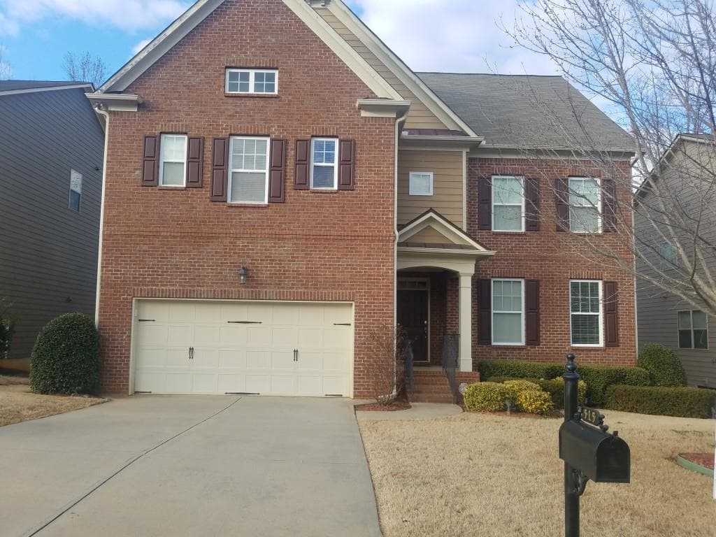 5 bedroom, 4,135 sq ft single family residence sold at 515 Wakefield Trace, Alpharetta, GA 30004