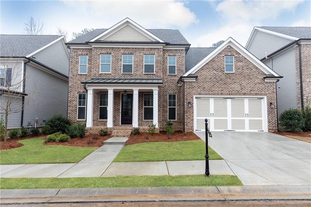 5 bedroom, 3,496 sq ft single family residence sold at 11380 Crestview Terrace, Johns Creek, GA 30024