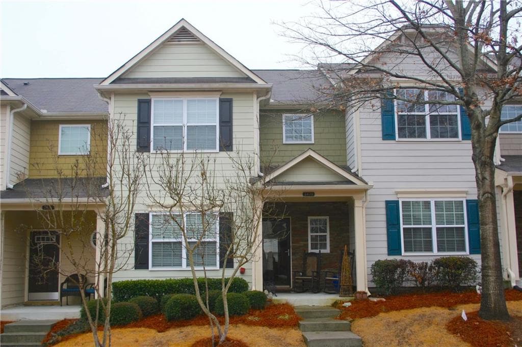 2475 Suwanee Pointe Drive, Lawrenceville, GA 30043 — most recent listing photo