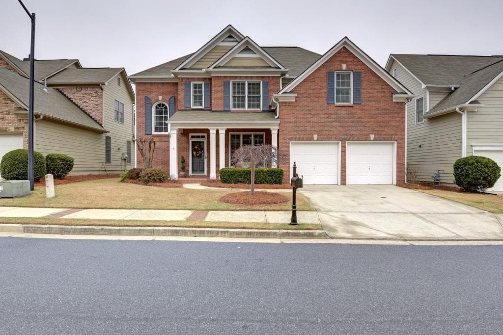 4 bedroom, 2,327 sq ft single family residence sold at 412 Cherry Tree Lane, Marietta, GA 30066