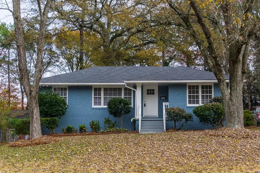 4 bedroom, 1,865 sq ft single family residence sold at 1960 Brewer Boulevard, Atlanta, GA 30310