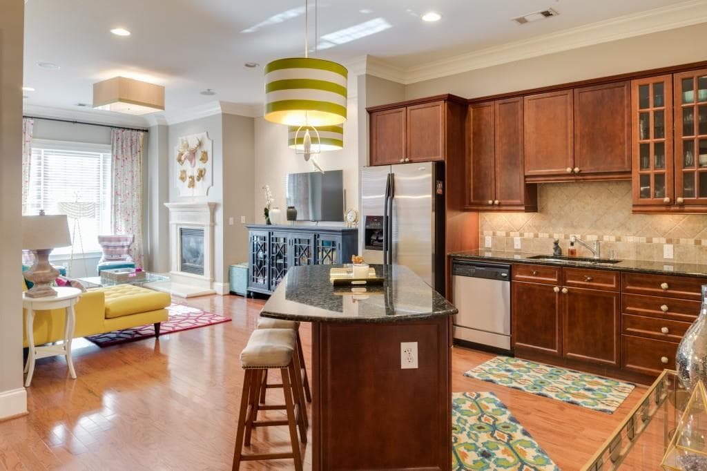 3635 E Paces Circle 1115, Atlanta, GA 30326 — most recent listing photo