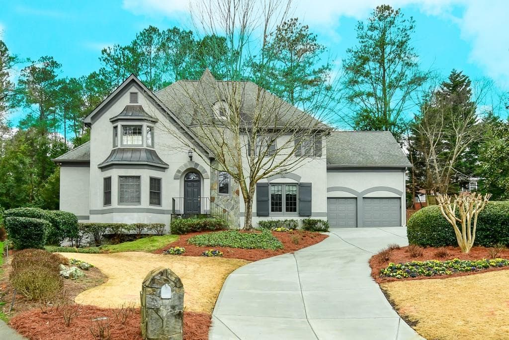 140 Bayvale Court, Sandy Springs, GA 30328 — most recent listing photo