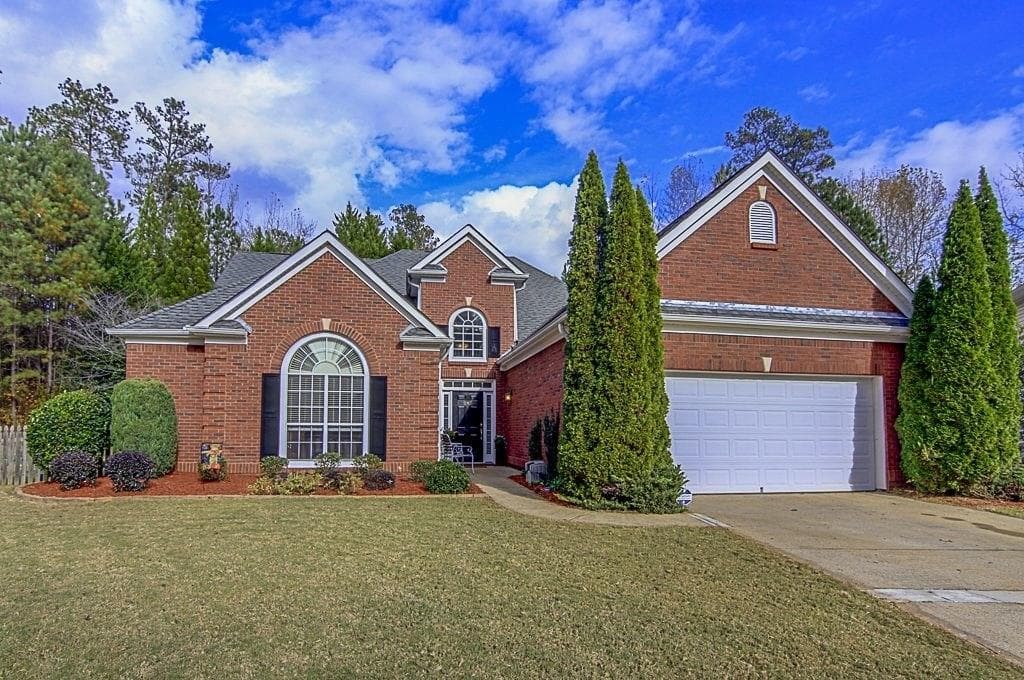 4 bedroom single family residence sold at 175 OAK PARK Square, Newnan, GA 30265