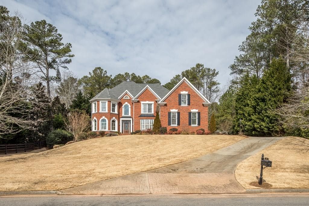 6 bedroom, 6,700 sq ft single family residence sold at 690 Richmond Glen Drive, Milton, GA 30004