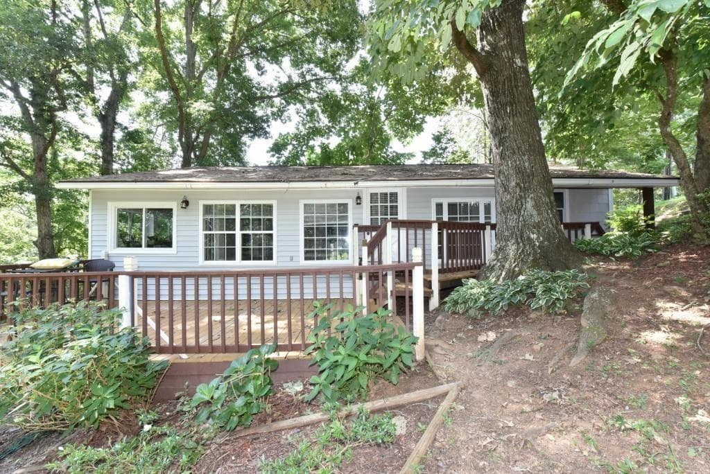 3568 Ridge Drive, Gainesville, GA 30501 — most recent listing photo