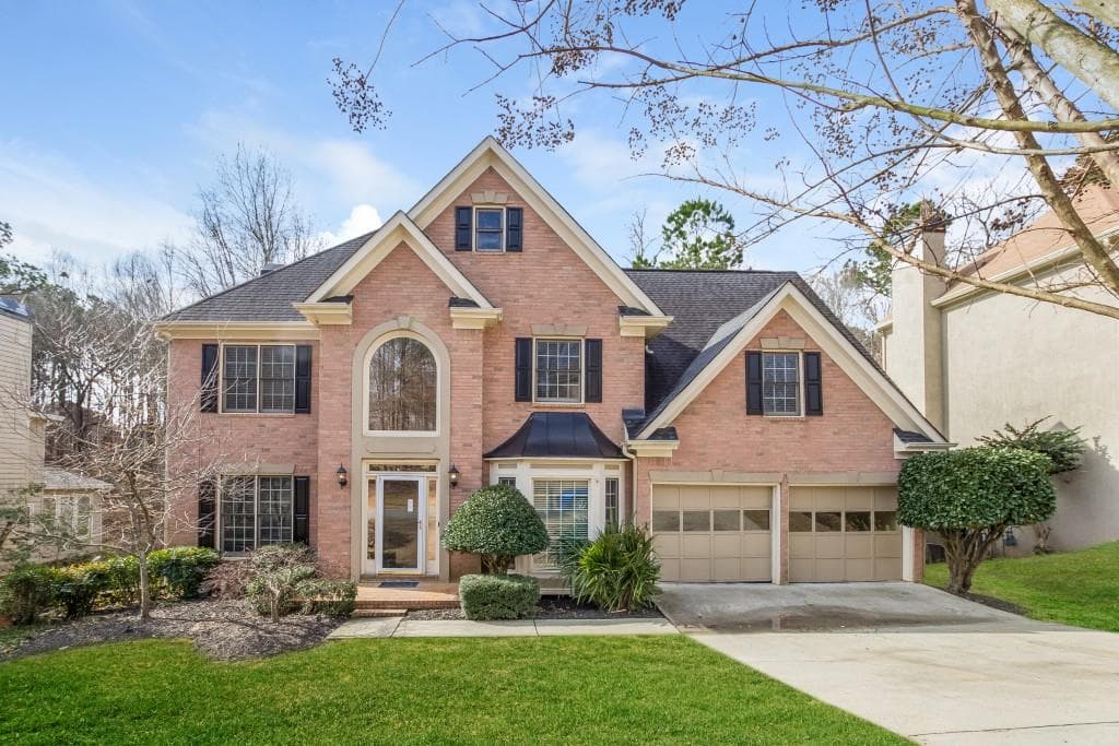 5 bedroom, 4,046 sq ft single family residence sold at 7012 E Hills Way, Woodstock, GA 30189