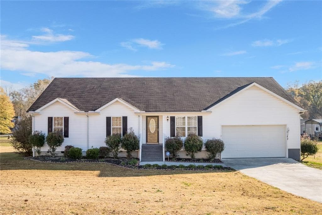 111 Laurel Drive, Calhoun, GA 30701 — most recent listing photo