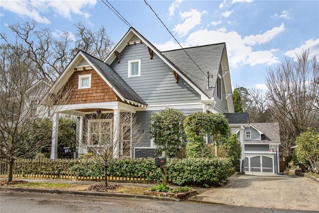 4 bedroom, 2,200 sq ft single family residence sold at 508 Drexel Avenue, Decatur, GA 30030