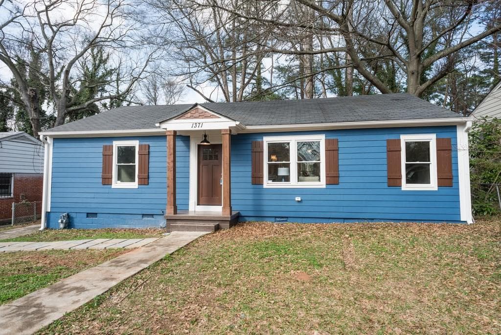 3 bedroom, 1,080 sq ft single family residence sold at 1371 AVON Avenue, Atlanta, GA 30310