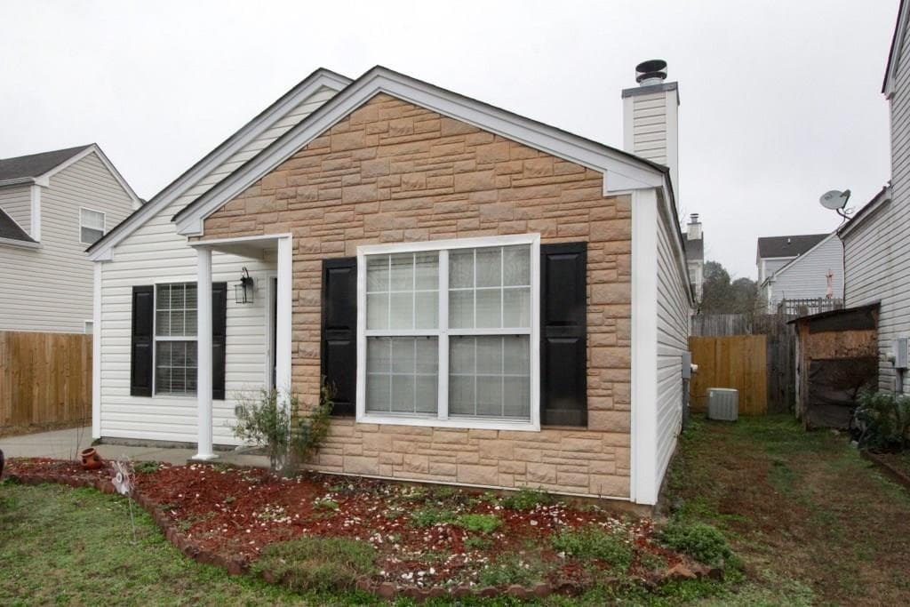 204 Patterson Close Court, Lawrenceville, GA 30044 — most recent listing photo