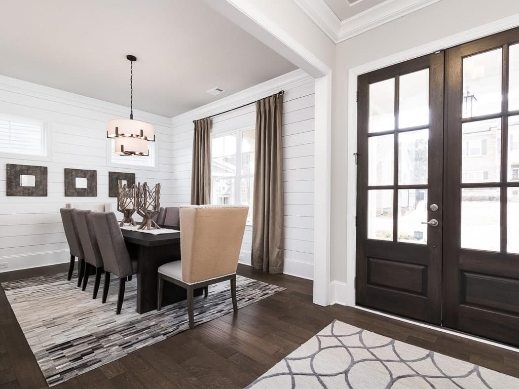 5 bedroom, 3,530 sq ft single family residence sold at 301 Wagon Way, Alpharetta, GA 30009