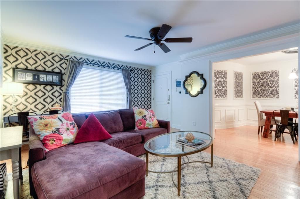 3 bedroom, 1,368 sq ft condominium sold at 5400 Roswell Road D4, Atlanta, GA 30342