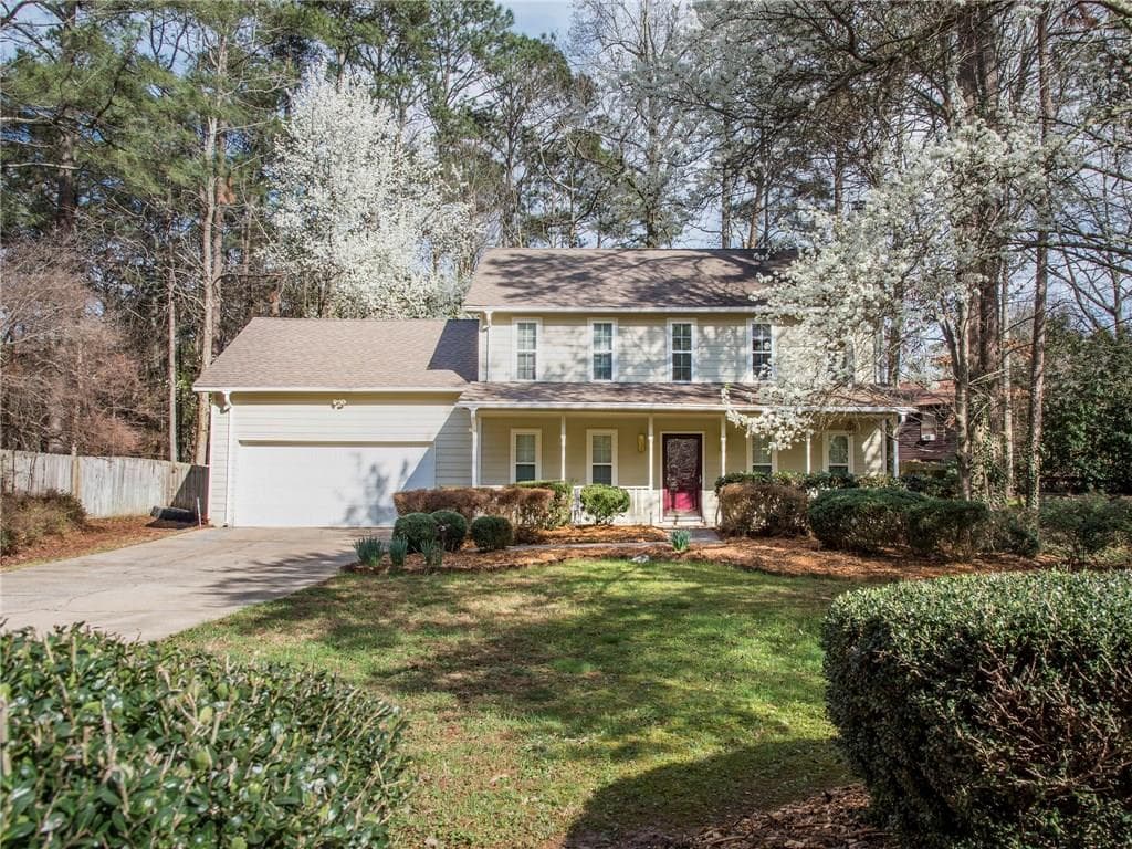 3 bedroom, 2,028 sq ft single family residence sold at 4504 High Grove Court, Acworth, GA 30102