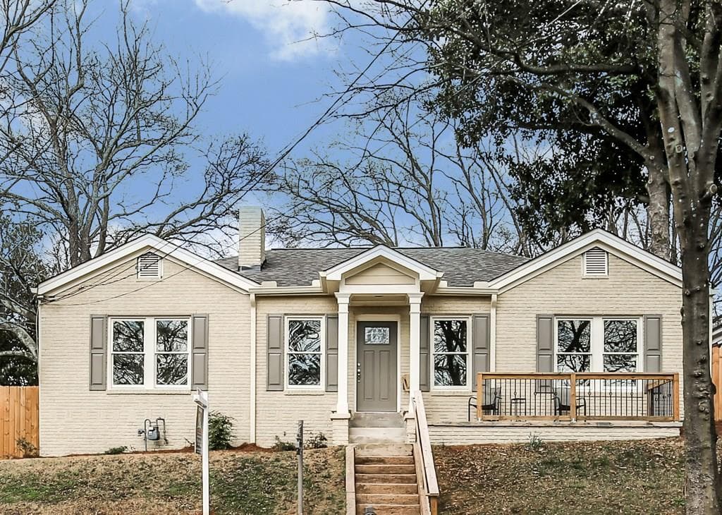 3 bedroom, 1,938 sq ft single family residence sold at 1320 Hosea L Williams Drive, Atlanta, GA 30317