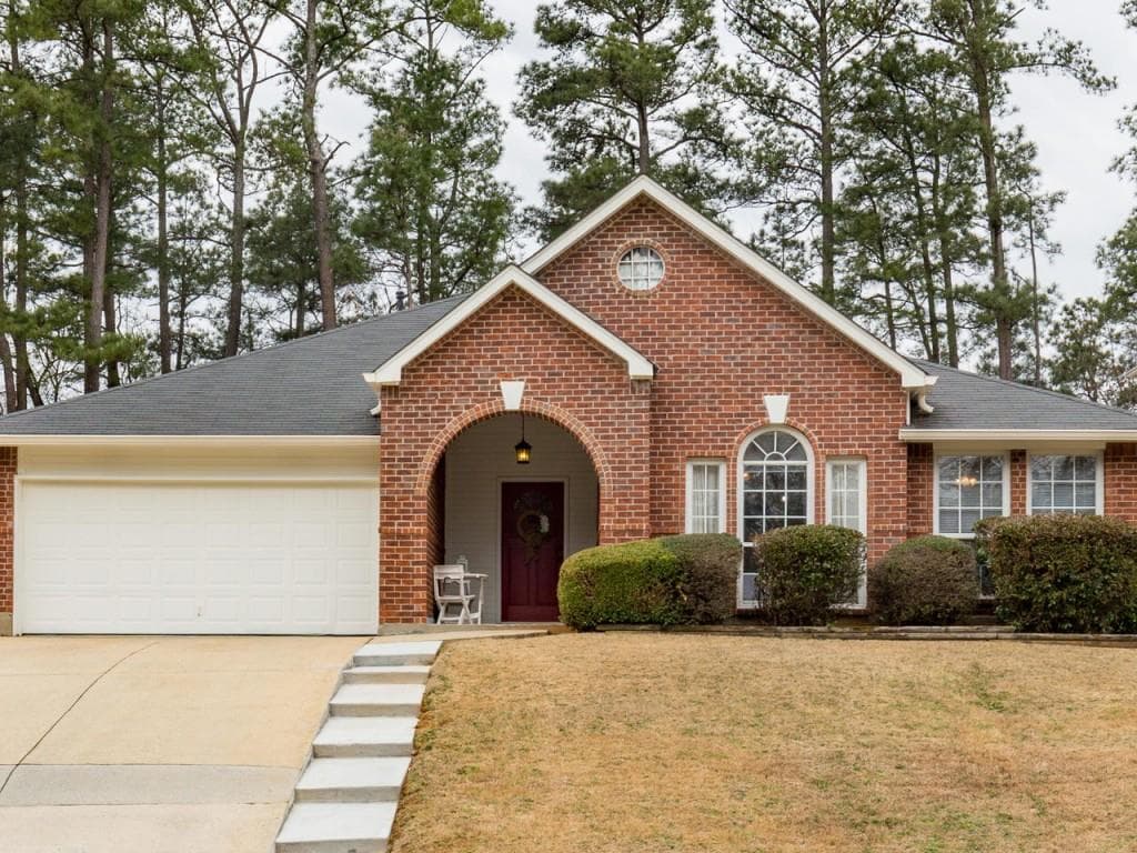 11210 Amy Frances Lane, Alpharetta, GA 30022 — most recent listing photo