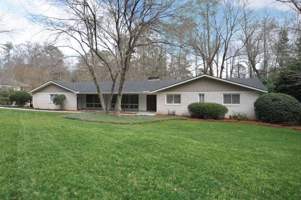 5 bedroom, 2,427 sq ft single family residence sold at 5255 Mount Vernon Parkway, Sandy Springs, GA 30327