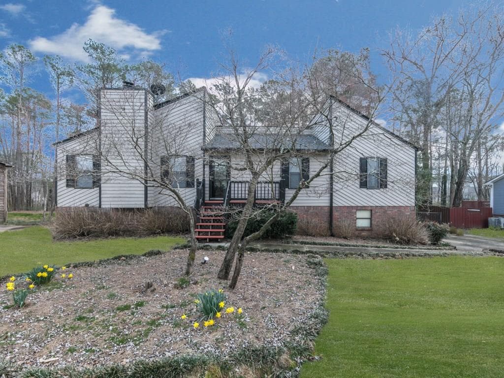 3 bedroom, 2,632 sq ft single family residence sold at 128 Pioneer Drive, Woodstock, GA 30188